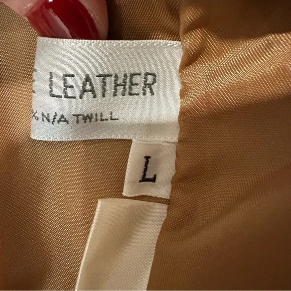 Design Assets 100% Genuine Leather Vest - Picture 8 of 12